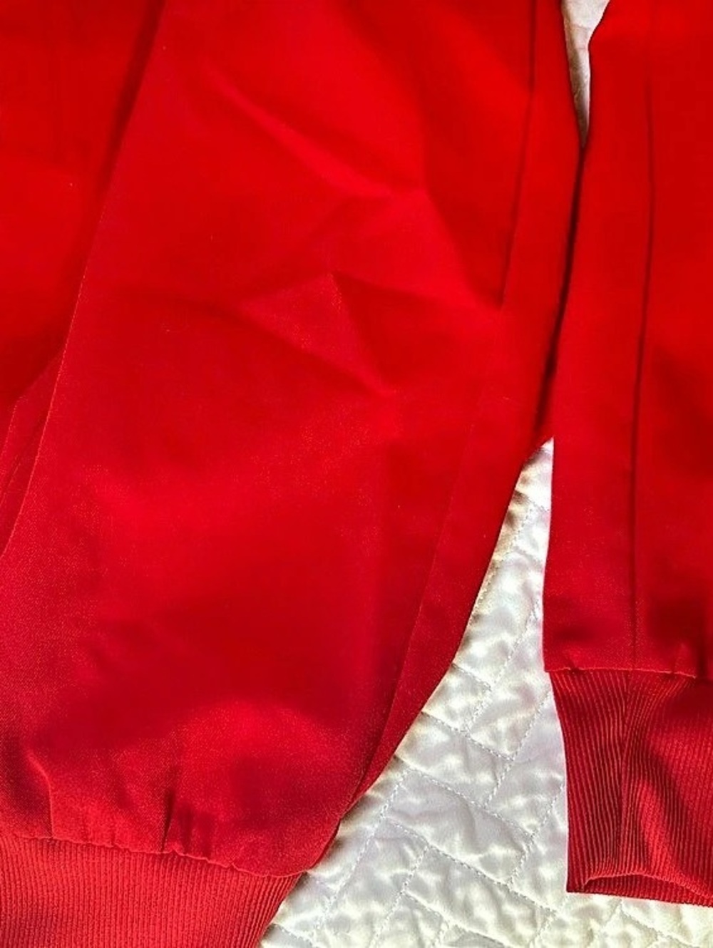 Winning Red FIGS set size small
Zamora High-Rise Jogger and Catarina top - Picture 4 of 4